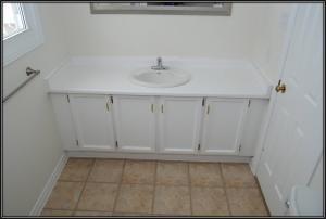 bathroom3.jpg